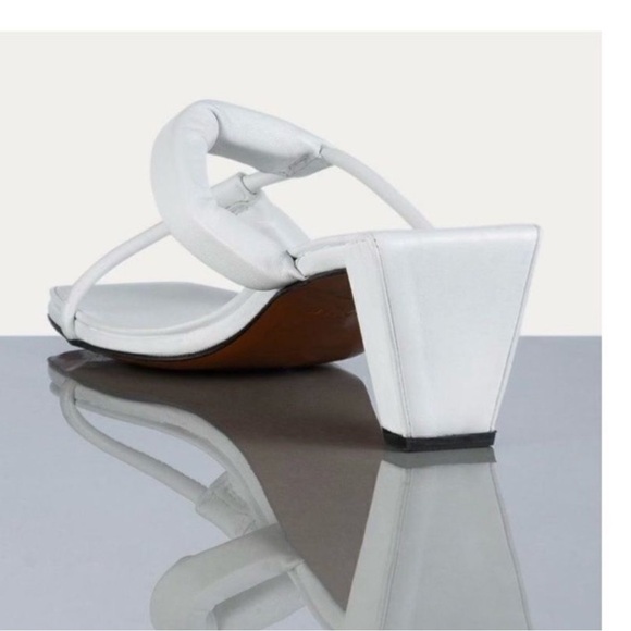 FRAME Le Gracie Asymmetric White Leather Slip on Slide Sandal Kitty Heel  7.5 - Picture 5 of 10